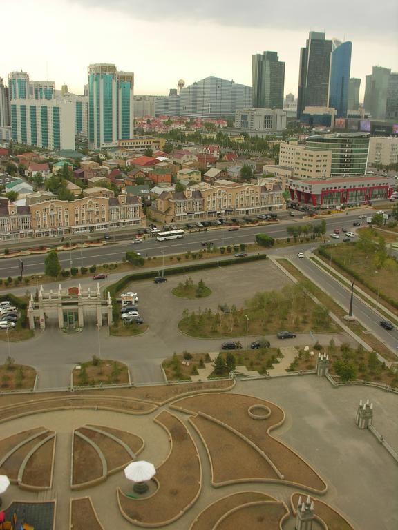 Triumph Astana Hostel Eksteriør billede